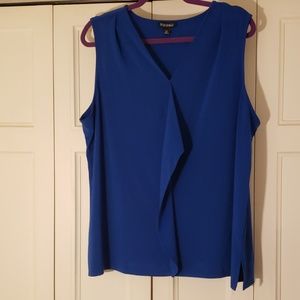 Sleeveless Top with ruffle